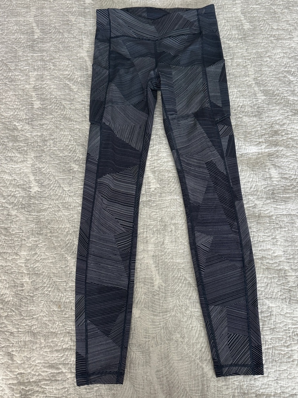Women’s Patterned High-Rise Active Leggings